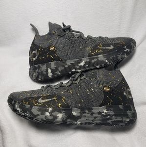Nike Air Zoom Kevin Durant KD 11 XI Gold Splatter Flyknit Grey Camo Oreo Size 11